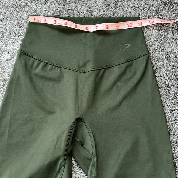 Gymshark Elevate Shorts - NWOT - Picture 7 of 11